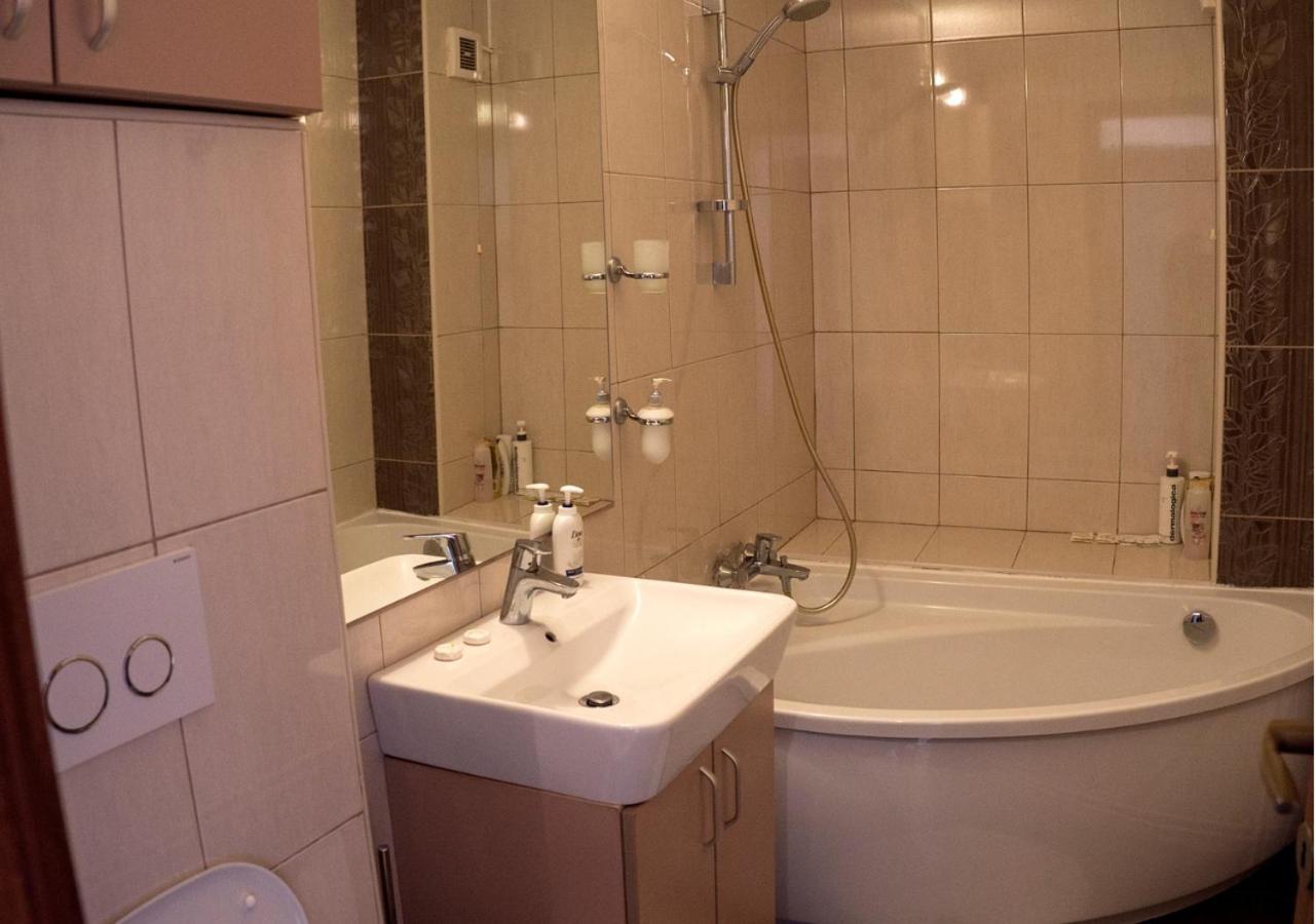Cozy Parc Sebastian Apartment Bukarest Kültér fotó